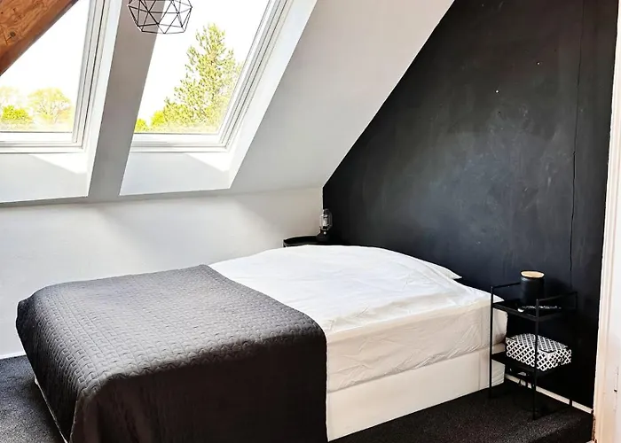 Проживание в семье Messe Laatzen *